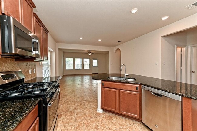 Building Photo - 265 Shale Cir