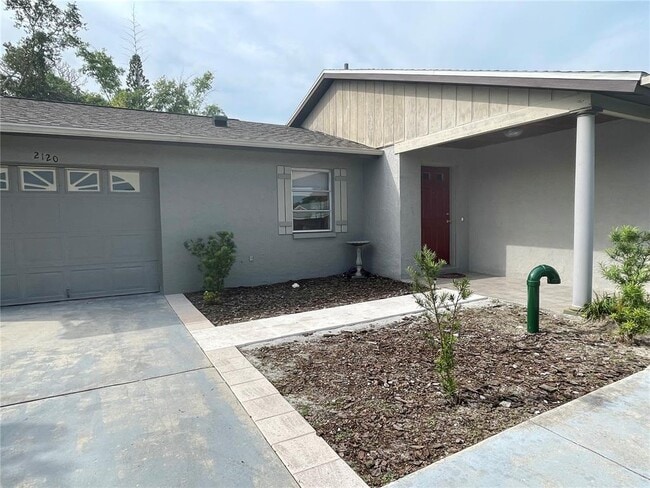 Building Photo - 2120 Outer Dr