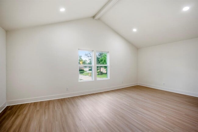 Building Photo - 17 Dowlen Pl