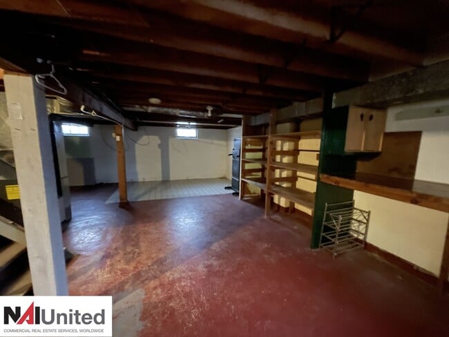 Building Photo - Two bedroom, One bathroom home for rent