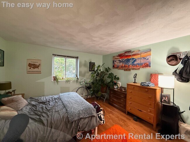 Building Photo - 326 Broadway