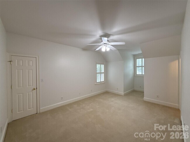 Building Photo - 1500 Ferncliff Rd