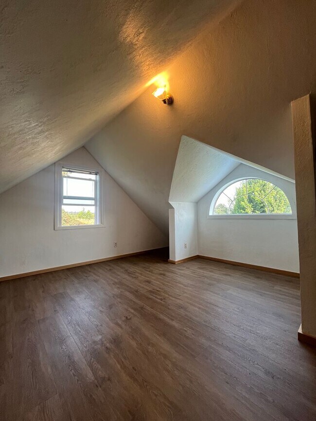 Building Photo - 3-Bedroom 2-Bathroom house in Pleasant hill