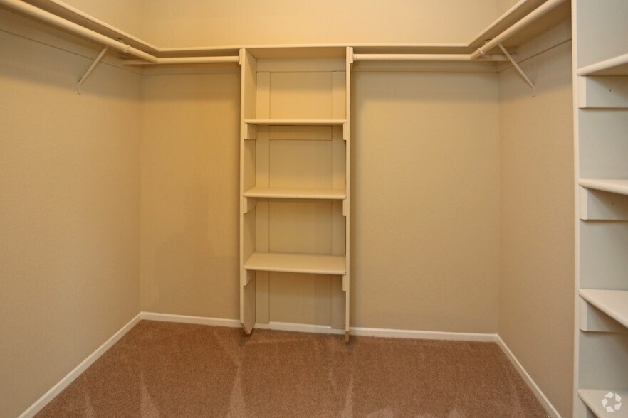 Greystone Townhouses Costa Mesa Ca Apartment Finder