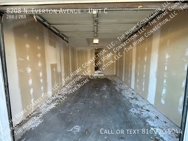 Building Photo - 8208 N Everton Ave