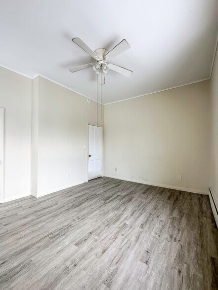 Bedroom 2 - 415 Avenue E