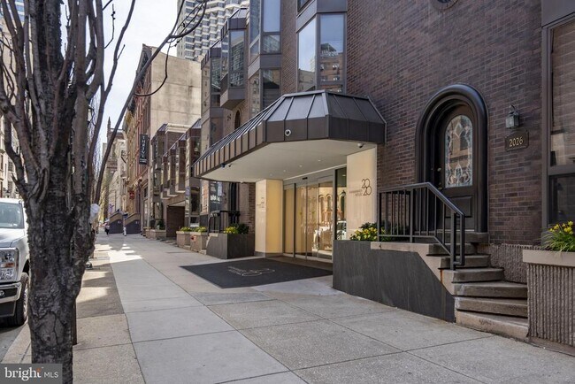 Building Photo - 2018 Walnut St