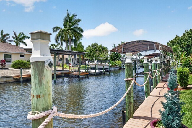 Building Photo - SFH  North Fort Myers 4419