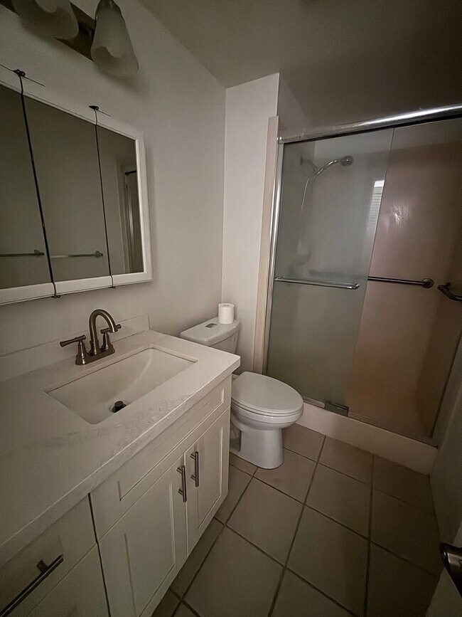 Building Photo - Hawaii Kai - The Village Green - 3 Bdrm/2 Bath/2 Prkg - $3,400