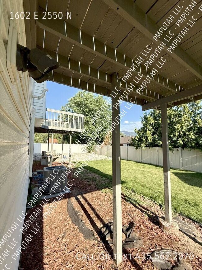 Building Photo - 1602 E 2550 N