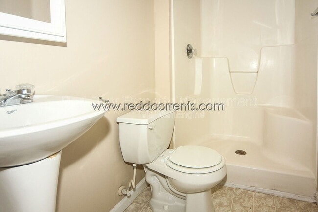 Building Photo - 4230 Carson Ln