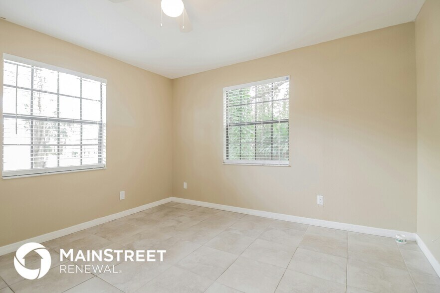 Building Photo - 5960 Homestead Ave