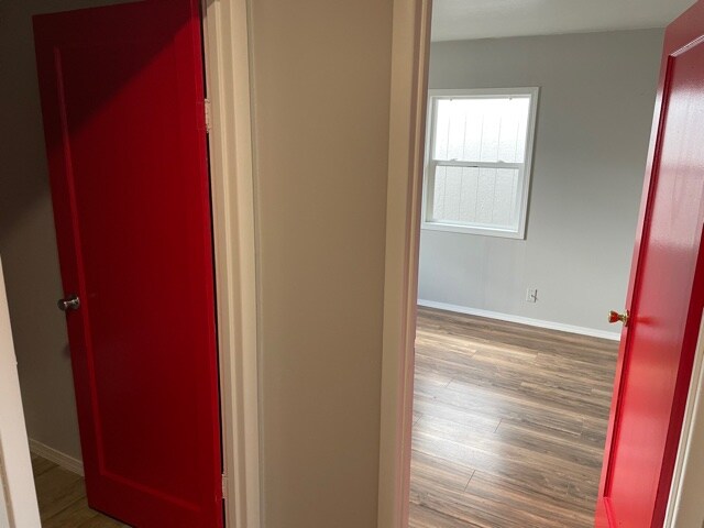 Building Photo - 160 Rose Ave