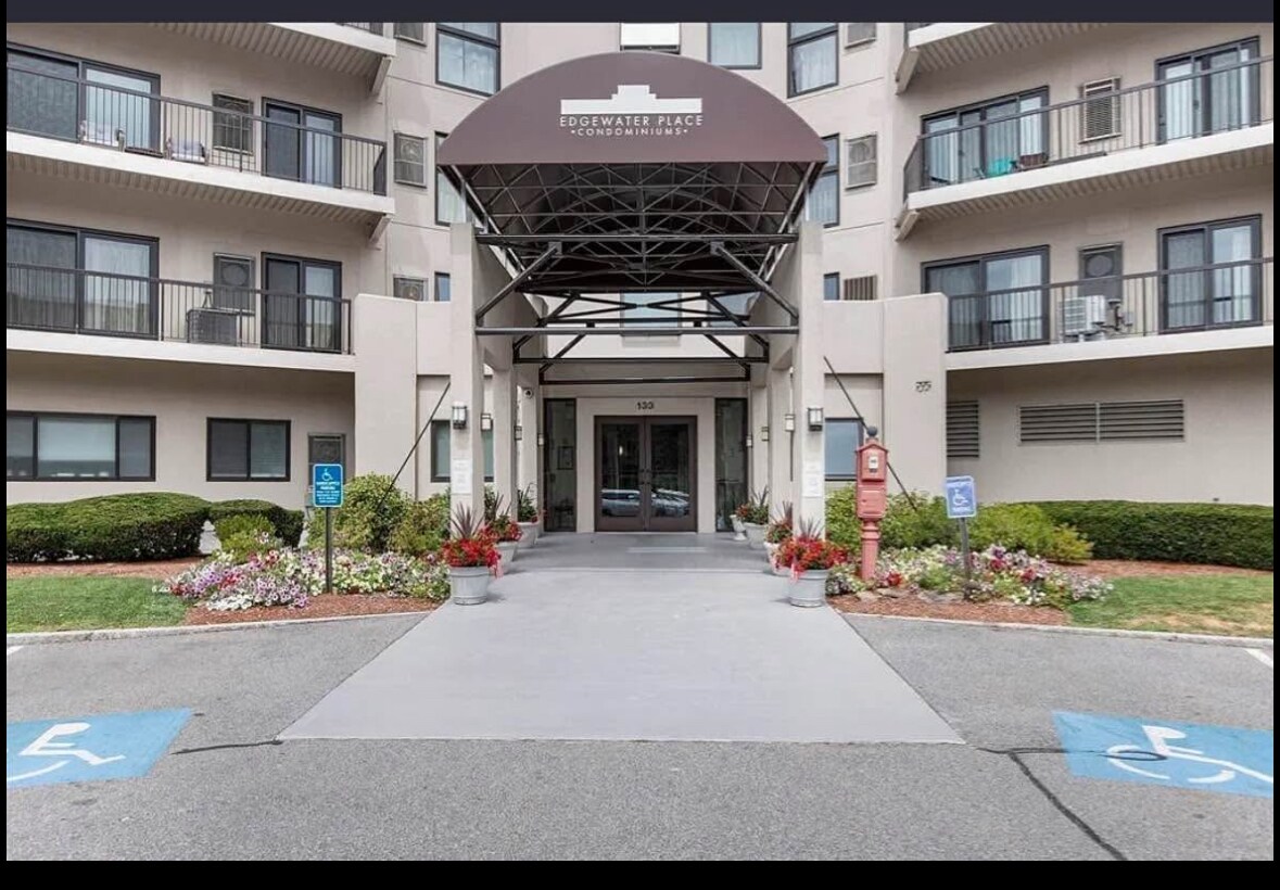 Building Photo - 133 Commander Shea Blvd