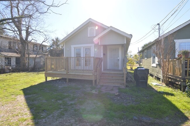 Building Photo - 2714 Holman St