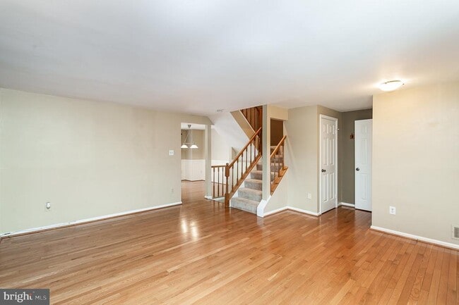 Building Photo - 6580 Lochleigh Ct