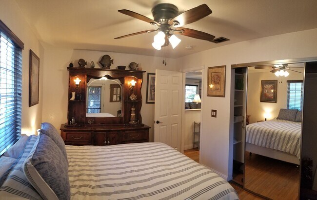 Building Photo - SLO Tropical Private Bungalow ideally located close to Cal Poly!