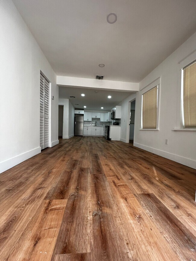 Building Photo - 7714 NW 5th Ave