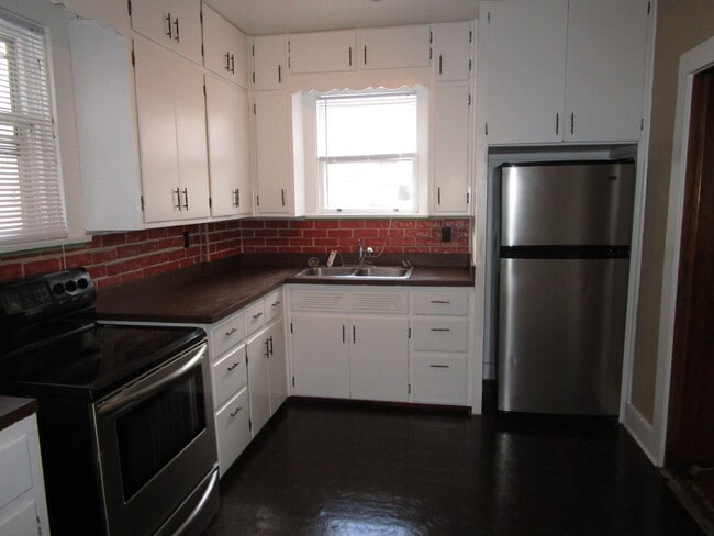 Building Photo - New Listing!!!