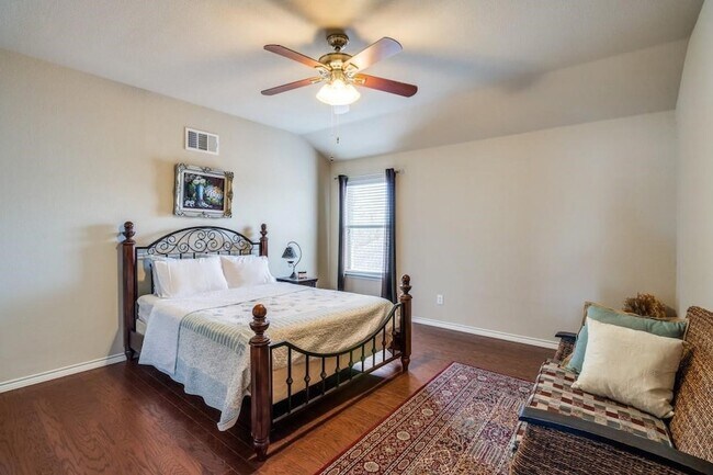 Building Photo - 1407 Country Creek Trail