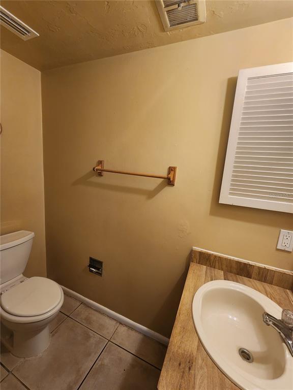 Building Photo - 702 SW 70th Terrace