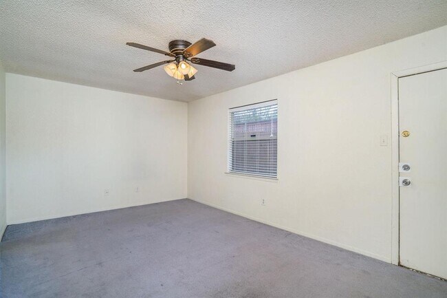 Building Photo - 3628 Hulen Park Cir