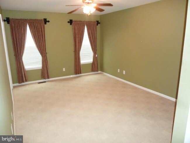 Building Photo - 2505 Saxony Dr