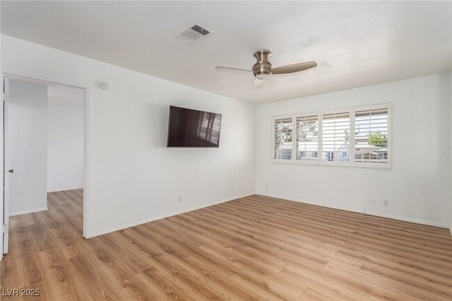 Building Photo - 505 Vincent Way