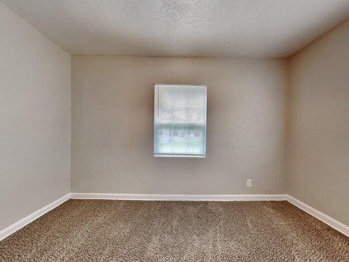 Building Photo - 5150 Corsair Ave