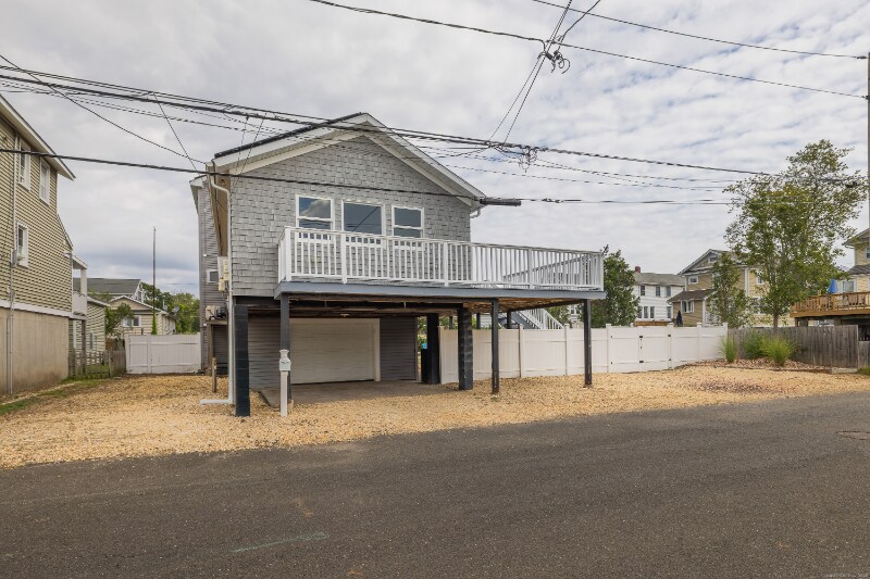 Building Photo - 13 Richard St