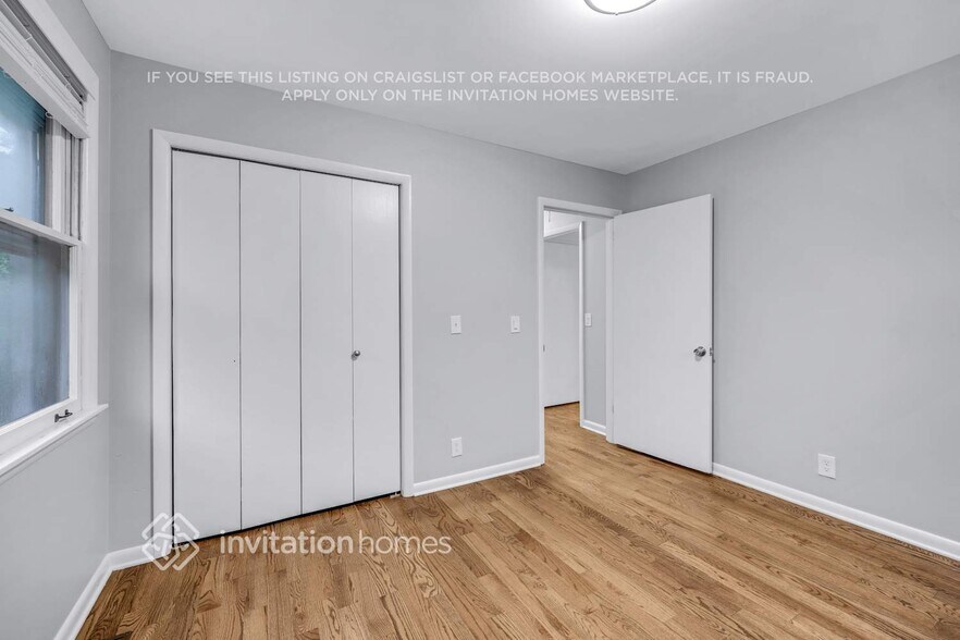 Building Photo - 4812 Smokey Dr