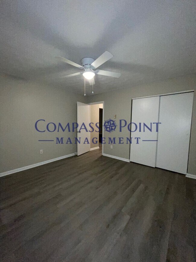 Building Photo - 111 Birch Dr