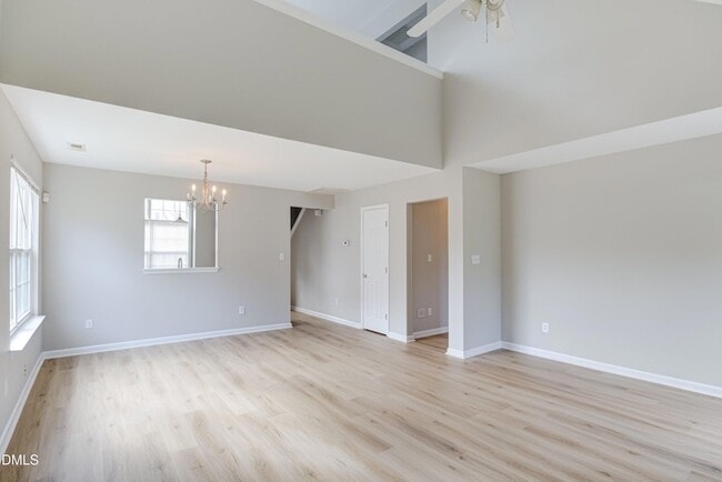 Building Photo - 228 Weststone Blvd