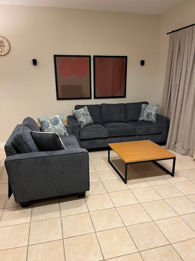 Building Photo - 2723 Impala Ln