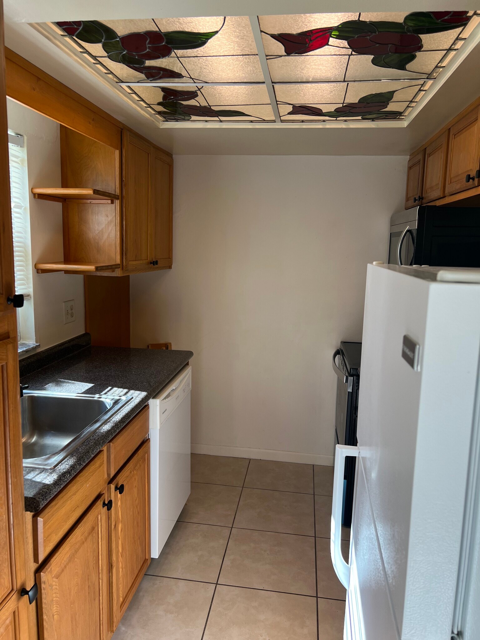 Building Photo - 1525 SE 25th St