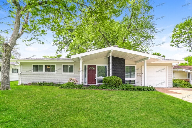 Primary Photo - 3190 Kingsley Dr