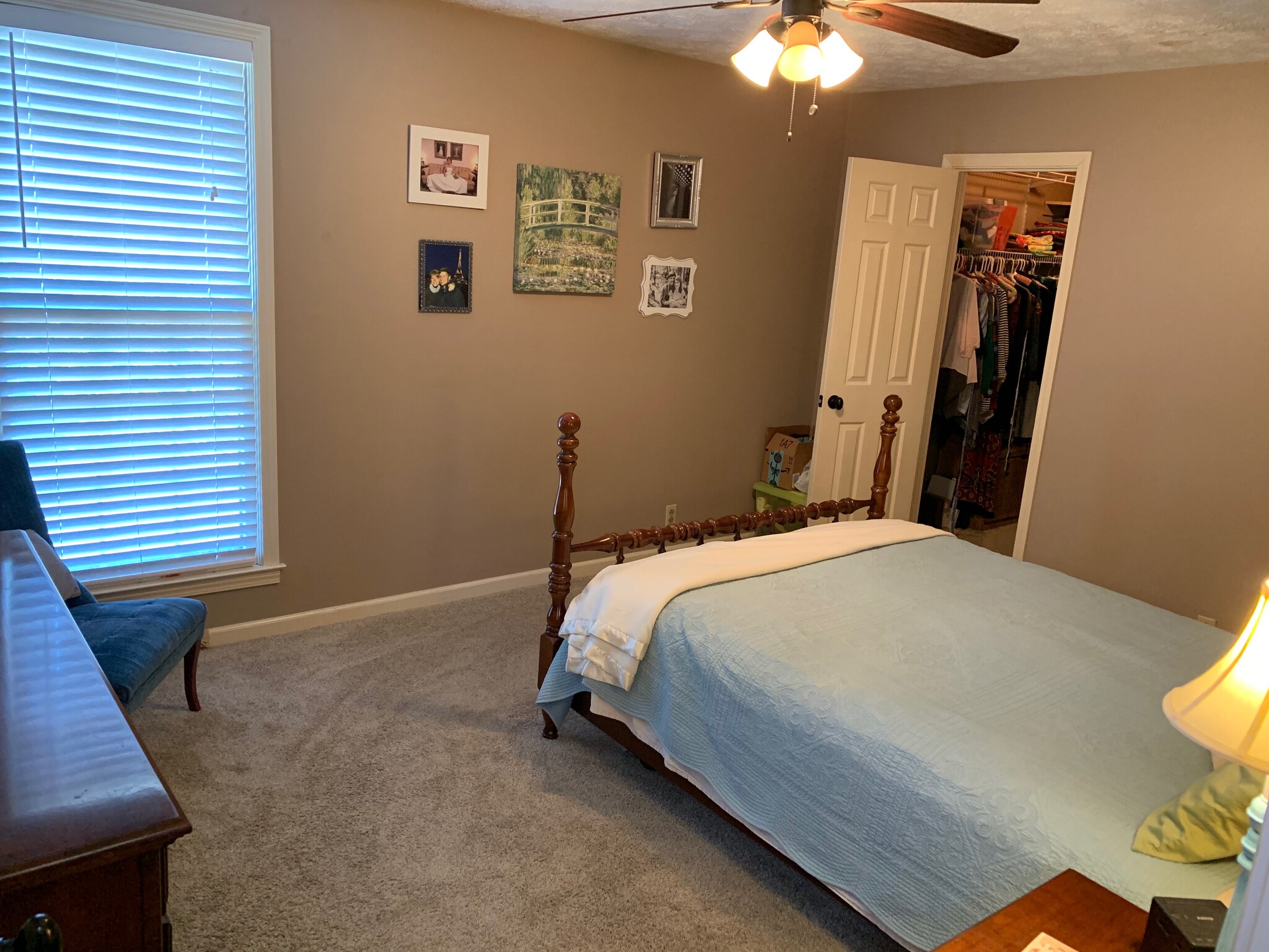 master bedroom with large closet - 4794 Trousdale Dr