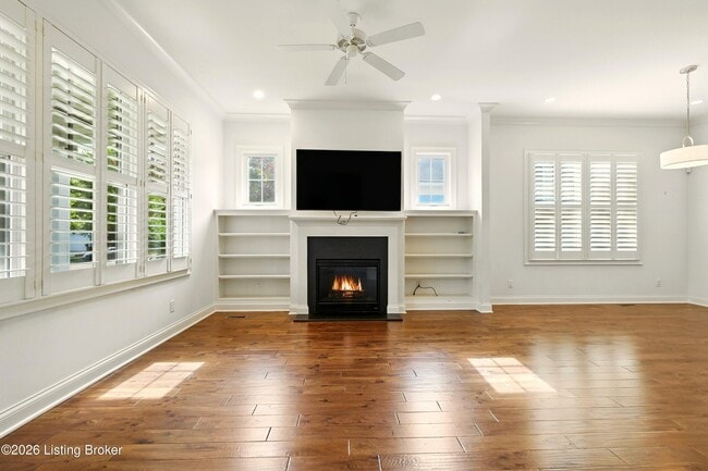 Building Photo - 8707 Featherbell Blvd