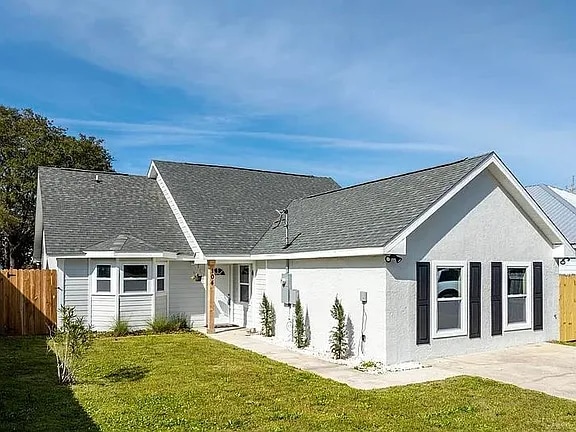 Primary Photo - 104 Oleander Cir