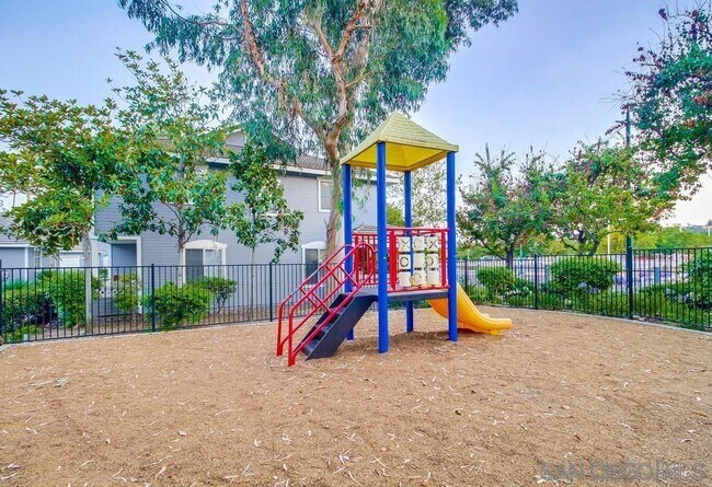 Building Photo - 13959 Midland Rd