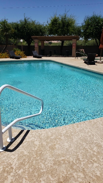 Building Photo - 6439 N 77th Pl