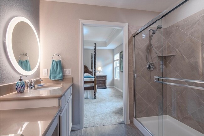 Building Photo - 7633 Rampart Dr