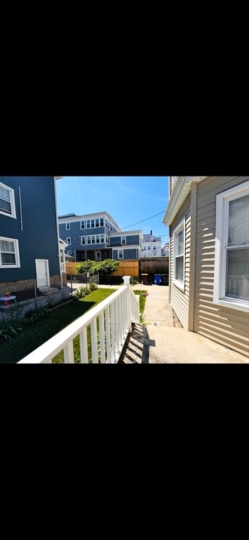 Building Photo - 171 Hunter St