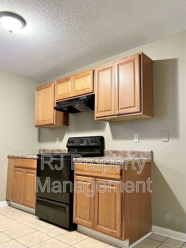 Building Photo - 4615 Addington Dr