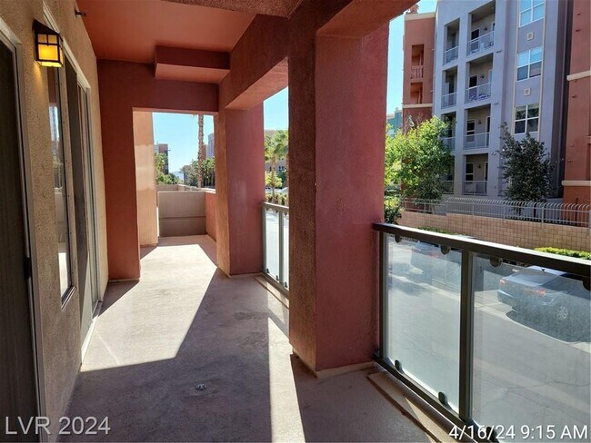 Building Photo - FABULOUS 2 BED, 2 BATH PARK AVENUE CONDO