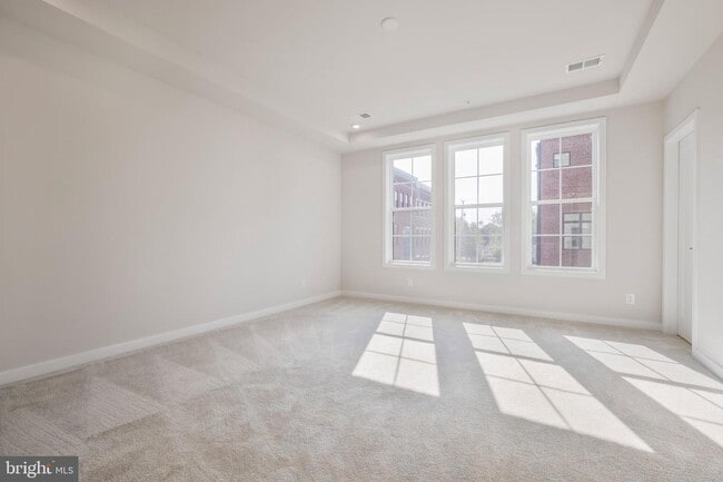 Building Photo - 7512 Sawyer Farm Wy