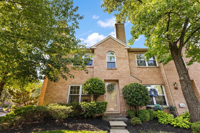 Building Photo - 38 Rampart Dr