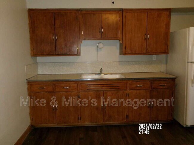 Building Photo - 4479A N 44th St