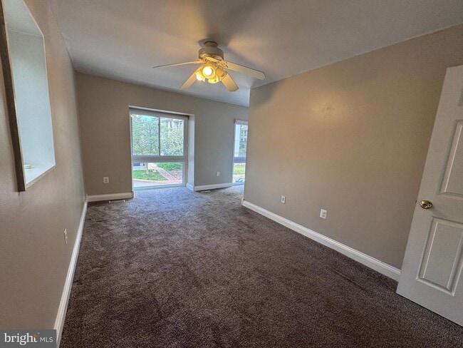 Building Photo - 3034 Sugar Ln