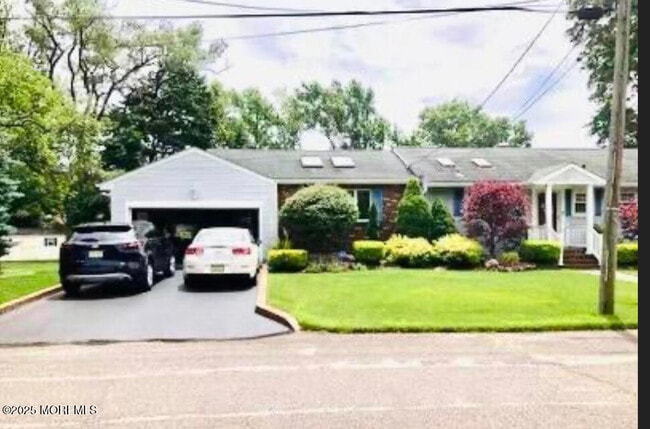 Primary Photo - 34 Hendrickson Pl